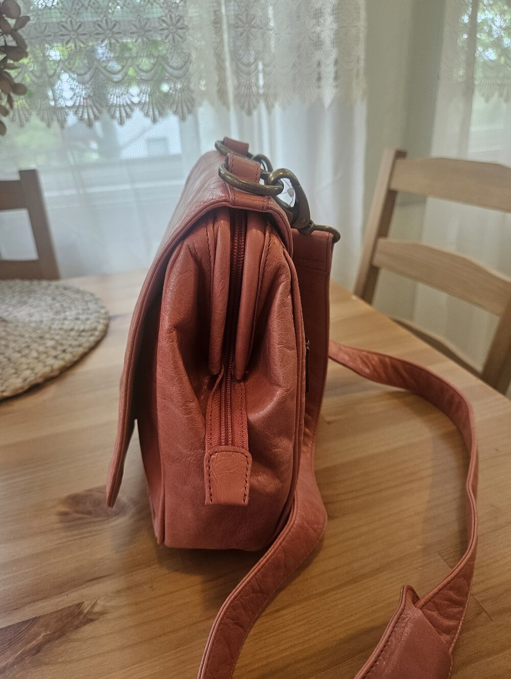 Vintage Pink Hobo International leather handbag - Picture 2 of 15